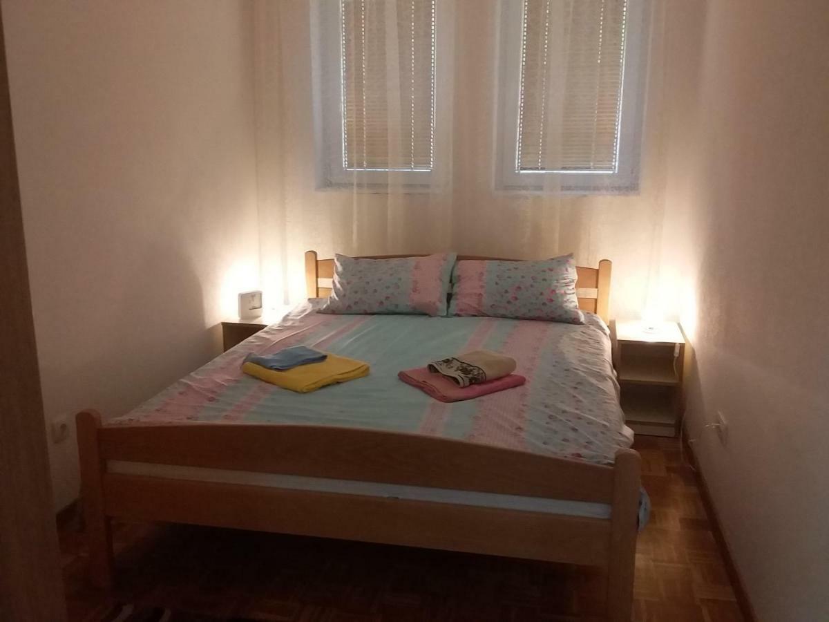 Apartman Jevtic 1 Gornja Toplica Εξωτερικό φωτογραφία